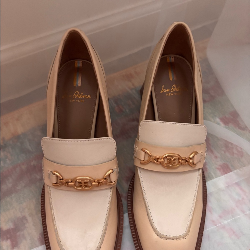 Cream Block-Heel Loafer with Gold Chain Accent - Picture 3 of 9